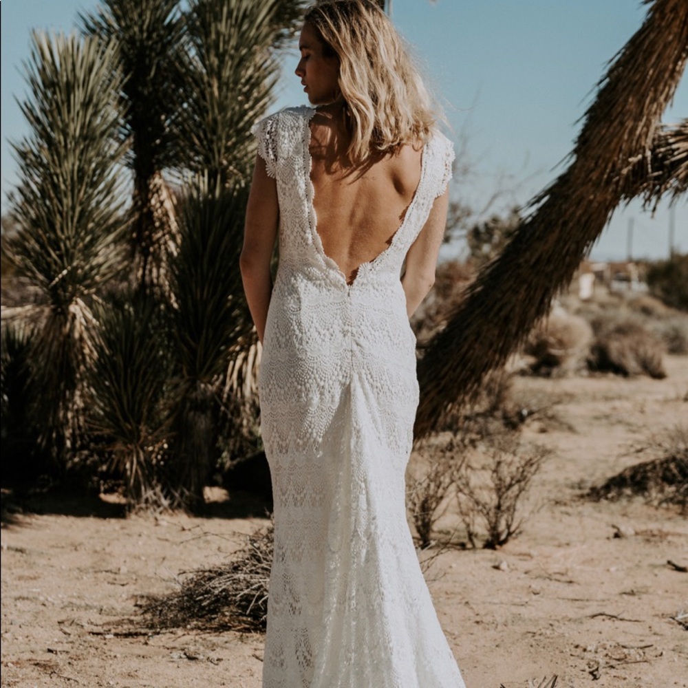 Daughters of Simone Lilah gown